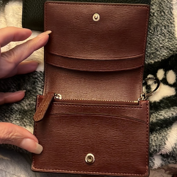 KATE SPADE ♠️ VARIOUS WALLETS/KEYCHAIN BUNDLE GORGEOUS! - Picture 6 of 16